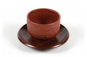 Untertasse aus Holz