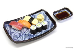 Sushi-Teller-Set Wellenmotiv